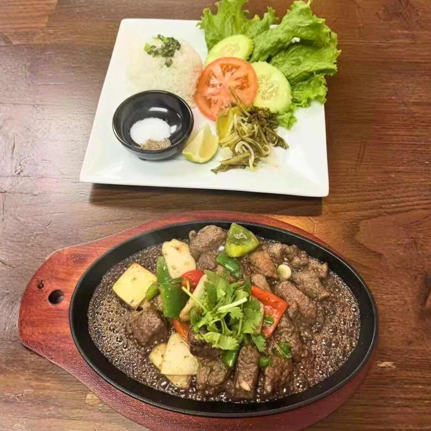Sizzling beef with peppers, potatoes and rice at Pho Luu Escondido - Vietnamese Cuisine Restaurant in Escondido